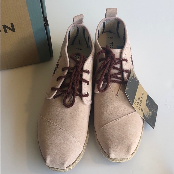 🆕 TOMS floral embroidery suede & rope Bota boot - Picture 4 of 7